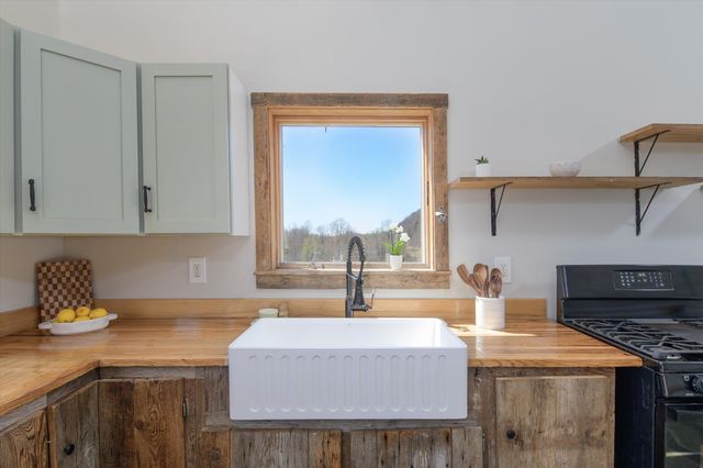 167 Ward Hill Road, Tunbridge, VT 05077