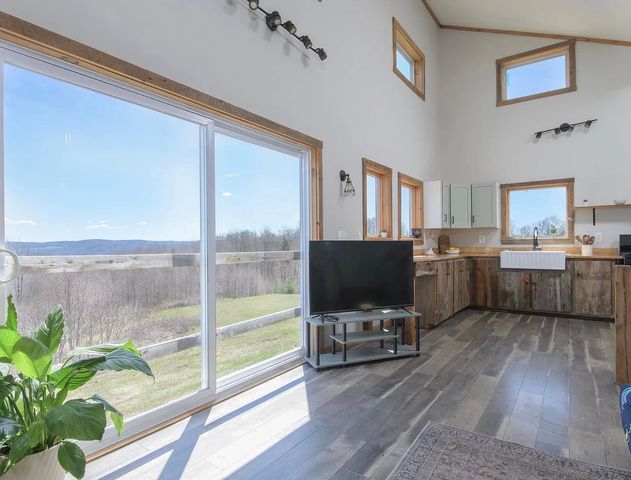 167 Ward Hill Road, Tunbridge, VT 05077