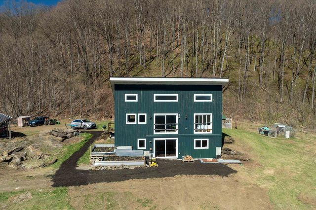 167 Ward Hill Road, Tunbridge, VT 05077