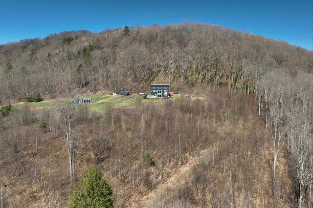 167 Ward Hill Road, Tunbridge, VT 05077
