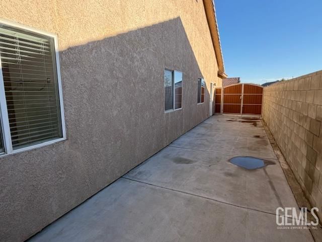 12022 Copernicus Avenue, Bakersfield, CA 93312