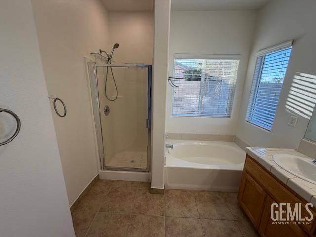 12022 Copernicus Avenue, Bakersfield, CA 93312