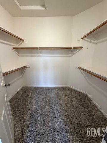 12022 Copernicus Avenue, Bakersfield, CA 93312