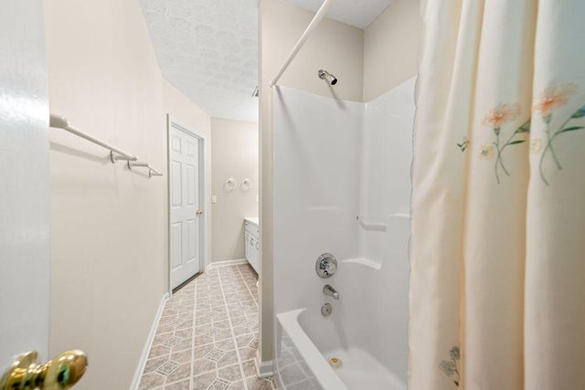 807 Candlewood Trail, Chattanooga, TN 37421