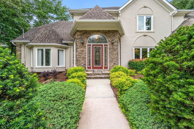 807 Candlewood Trail, Chattanooga, TN 37421