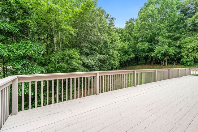 807 Candlewood Trail, Chattanooga, TN 37421