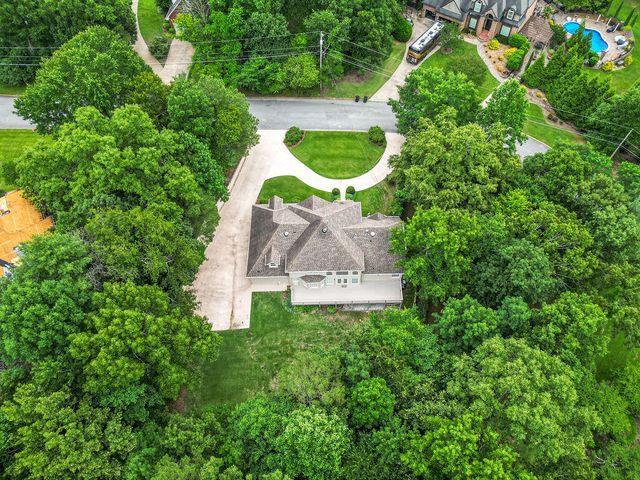 807 Candlewood Trail, Chattanooga, TN 37421