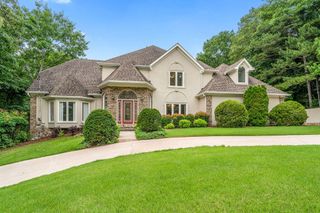 807 Candlewood Trail, Chattanooga, TN 37421