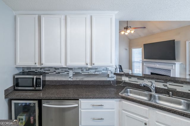 253 Augusta Woods Drive, Villa Rica, GA 30180