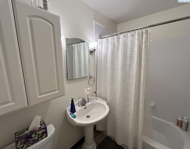 305 SE Jackson St, Pullman, WA 99163