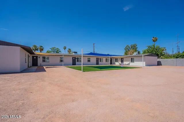 37 E EL PARQUE Drive B, Tempe, AZ 85282