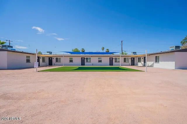 37 E EL PARQUE Drive B, Tempe, AZ 85282