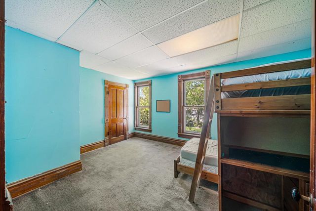 318 W NYE STREET, Hortonville, WI 54944