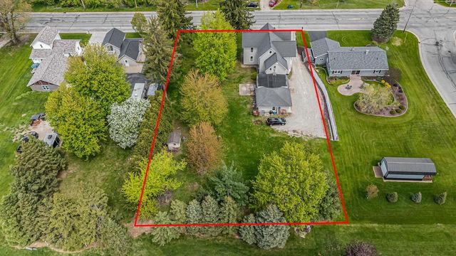 318 W NYE STREET, Hortonville, WI 54944