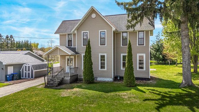 318 W NYE STREET, Hortonville, WI 54944