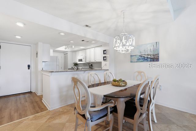 17 Harbourside Ln Apt 7106, Hilton Head Island, SC 29928