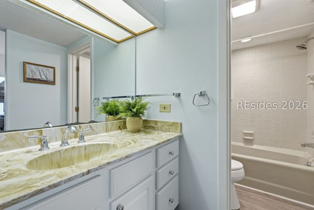 17 Harbourside Ln Apt 7106, Hilton Head Island, SC 29928