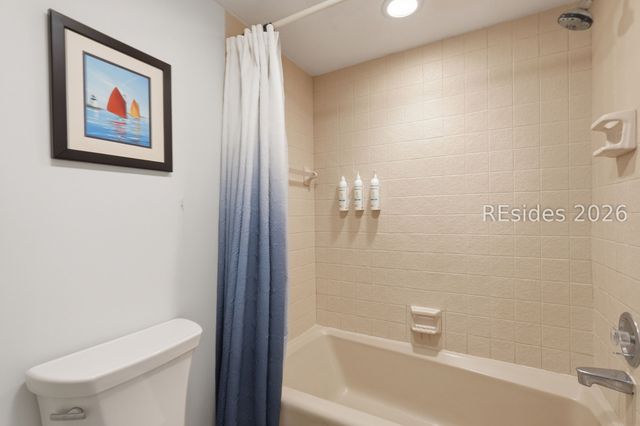 17 Harbourside Ln Apt 7106, Hilton Head Island, SC 29928