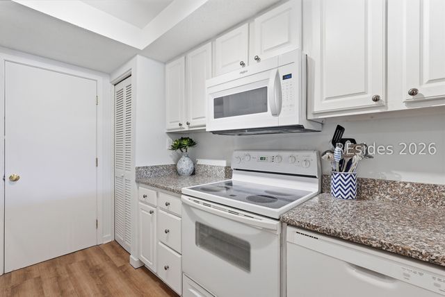 17 Harbourside Ln Apt 7106, Hilton Head Island, SC 29928