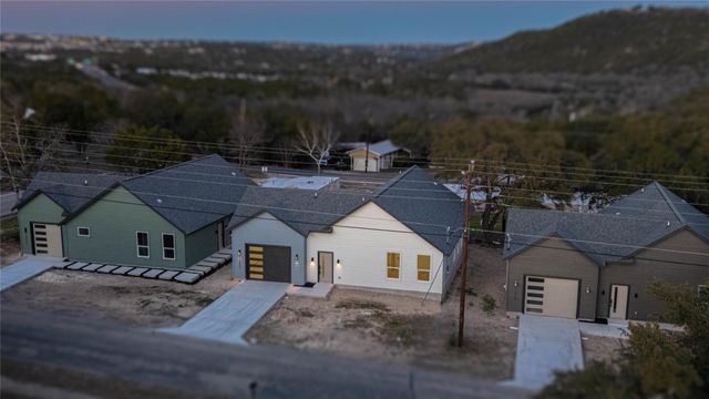 11541 Main ST, Jonestown, TX 78645