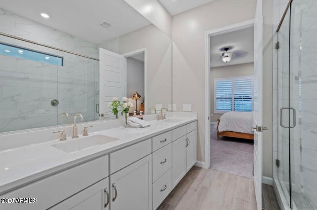 Image 17 of property listing at 17527 N 50TH Way, Scottsdale, AZ 85254