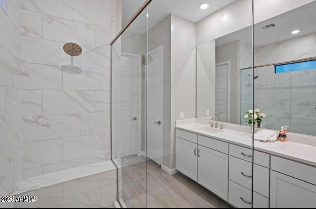 Image 18 of property listing at 17527 N 50TH Way, Scottsdale, AZ 85254