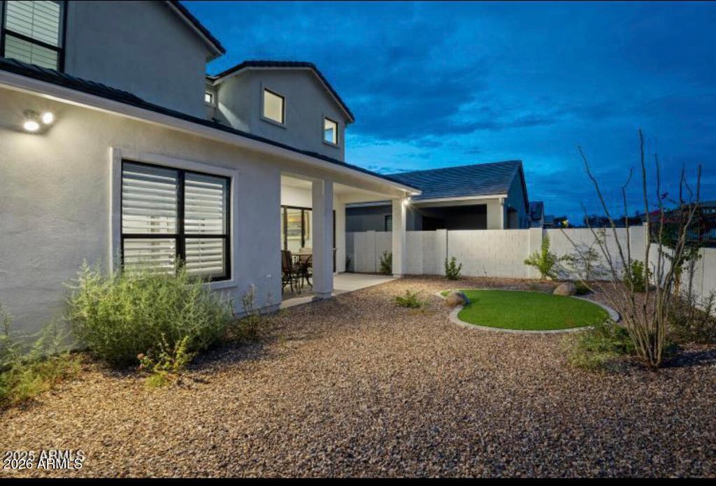 Image 33 of property listing at 17527 N 50TH Way, Scottsdale, AZ 85254