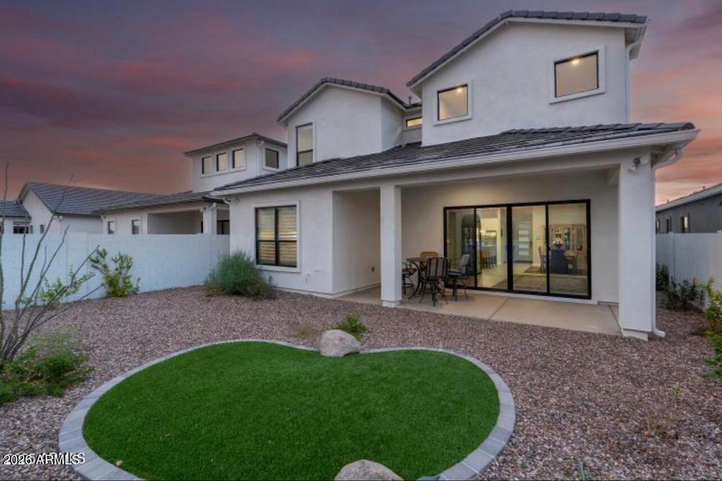 Image 36 of property listing at 17527 N 50TH Way, Scottsdale, AZ 85254