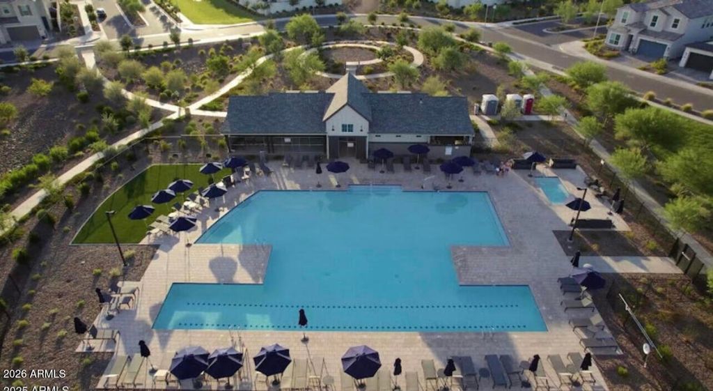 Image 40 of property listing at 17527 N 50TH Way, Scottsdale, AZ 85254