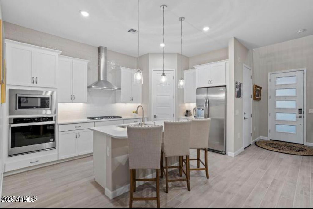 Image 5 of property listing at 17527 N 50TH Way, Scottsdale, AZ 85254