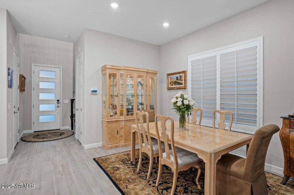 Image 7 of property listing at 17527 N 50TH Way, Scottsdale, AZ 85254