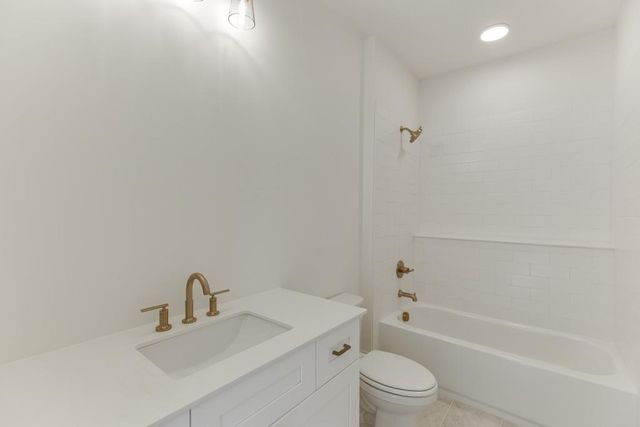 2452 Wolf Meadow Lane, Buford, GA 30518