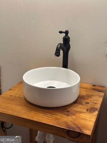 2581 Old Holton Road, Macon, GA 31204