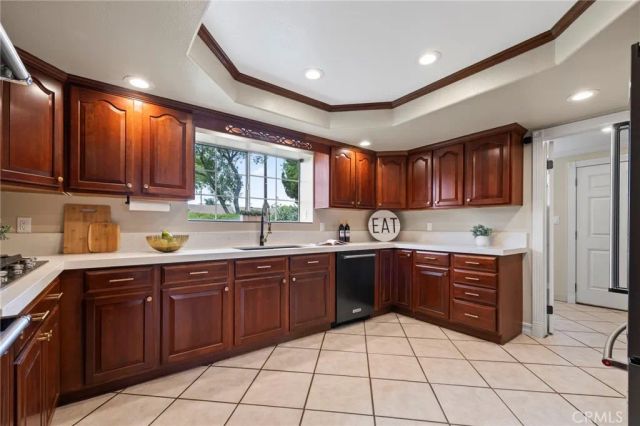 278 Verdugo Way, Upland, CA 91786