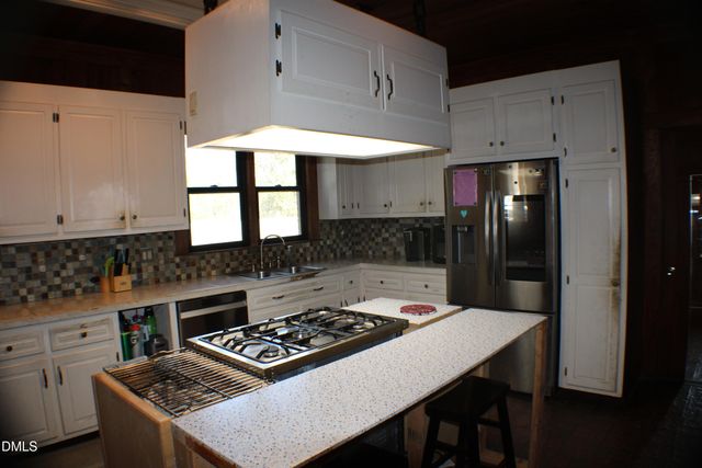 301 S 7th Street, Erwin, NC 28339