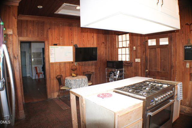 301 S 7th Street, Erwin, NC 28339