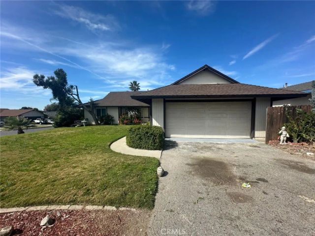 6090 Mirada Place, Highland, CA 92346
