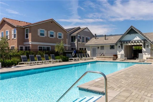 15188 Horizon, Fontana, CA 92336