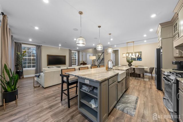 2812 Hayden Court, Monroe, NJ 08831