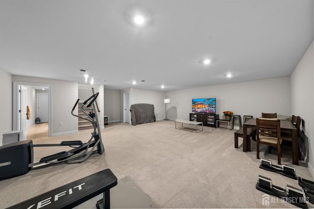 2812 Hayden Court, Monroe, NJ 08831