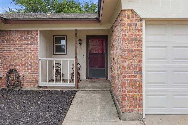 6028 Marigold Drive, Watauga, TX 76148