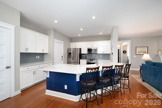 622 Welsh Partridge Circle, Biltmore Lake, NC 28715