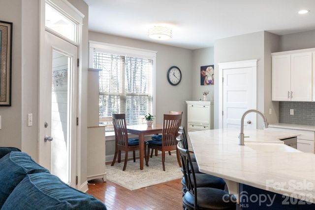 622 Welsh Partridge Circle, Biltmore Lake, NC 28715