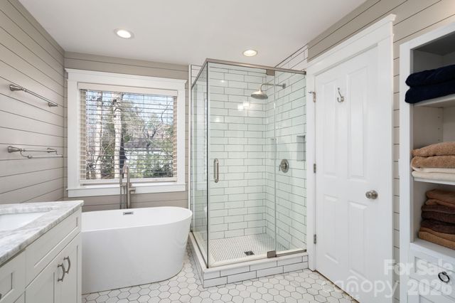 622 Welsh Partridge Circle, Biltmore Lake, NC 28715