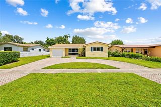1925 N 39th Ave, Hollywood, FL 33021