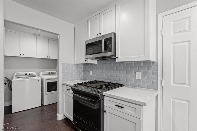 3910 Starfield Lane, Las Vegas, NV 89147