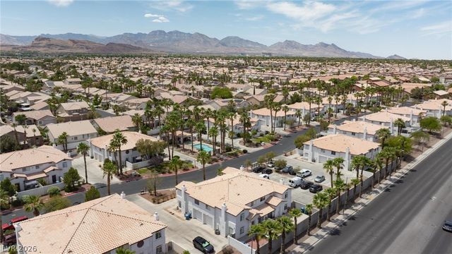 3910 Starfield Lane, Las Vegas, NV 89147