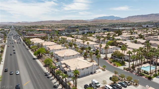 3910 Starfield Lane, Las Vegas, NV 89147