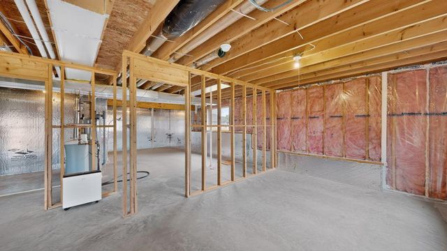 634 8th Street SW, Pine Island, MN 55963