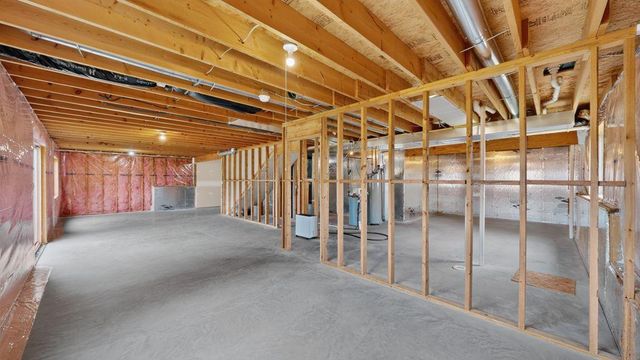 634 8th Street SW, Pine Island, MN 55963